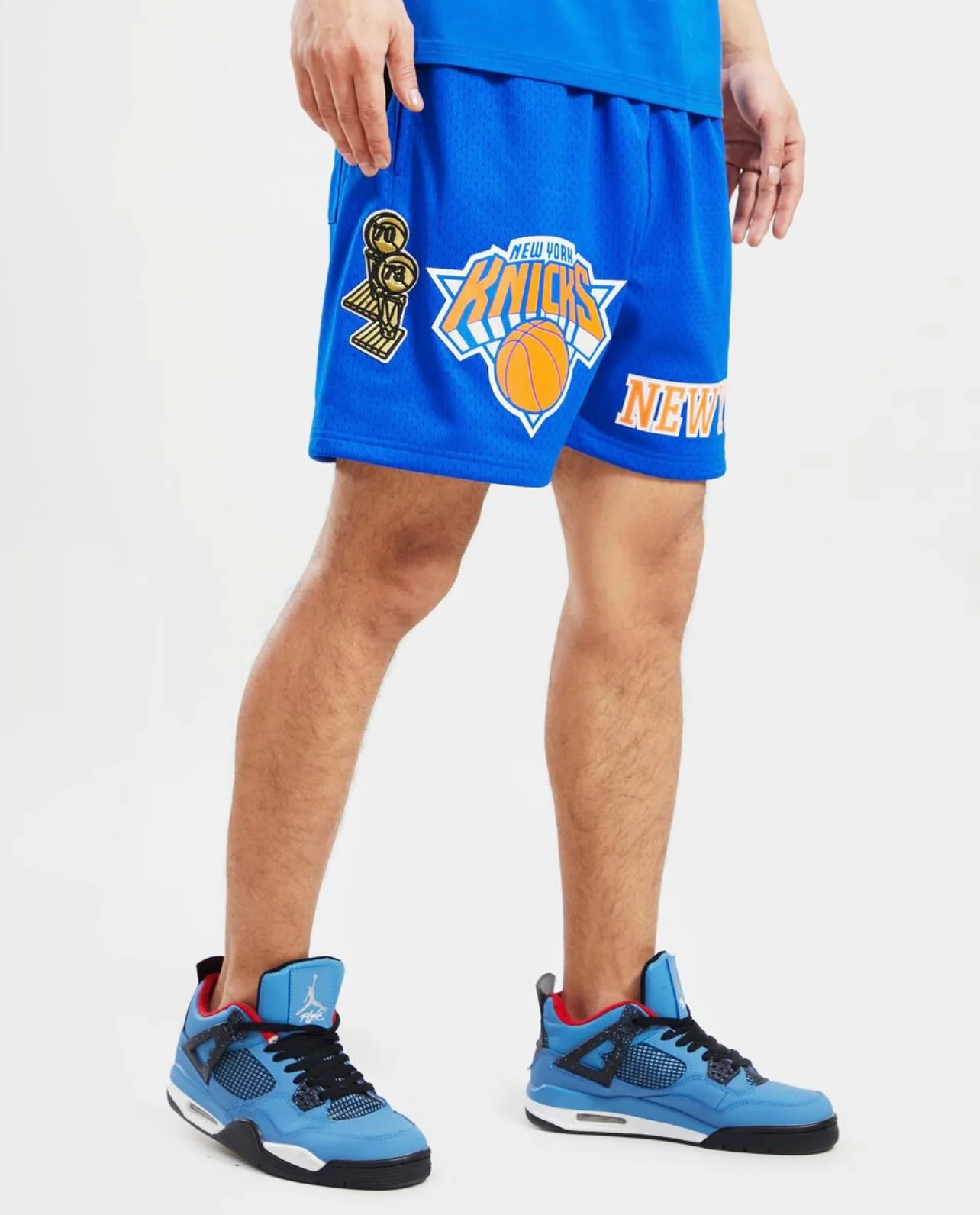 New York Knicks Logo Mesh Short - Image 2