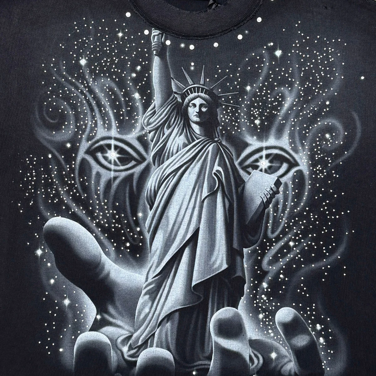Rare Peace “Statue Of Liberty” Tee - Image 2